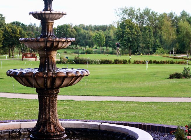 small fountain and 1st tee 2